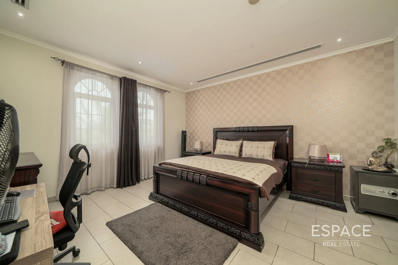 PropertiesGalleryCamera