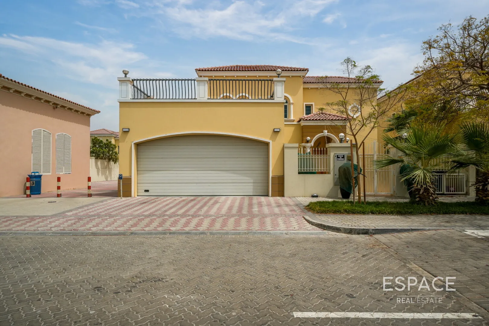 PropertiesGalleryCamera