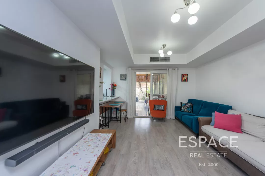 single static gallery