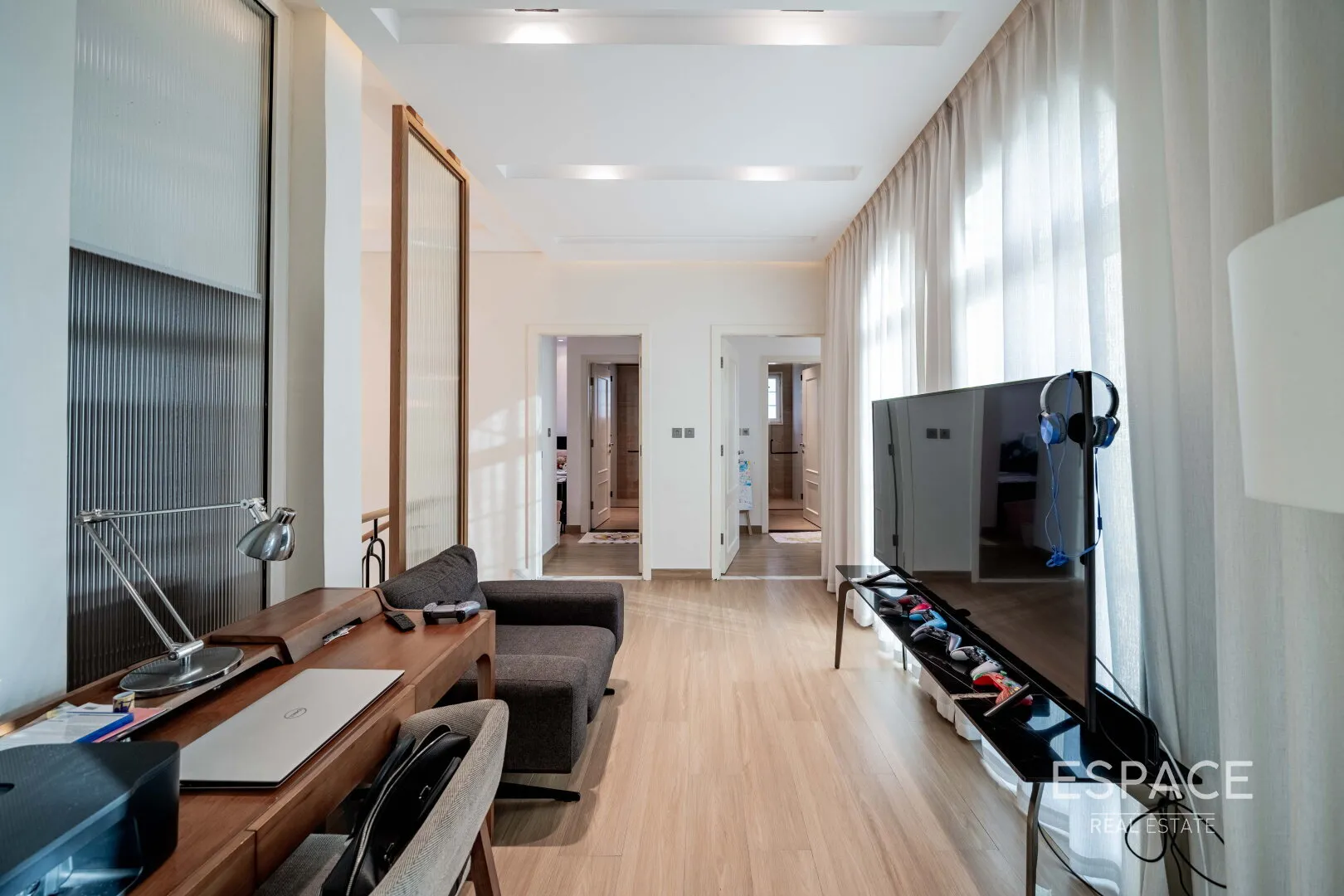 PropertiesGalleryCamera