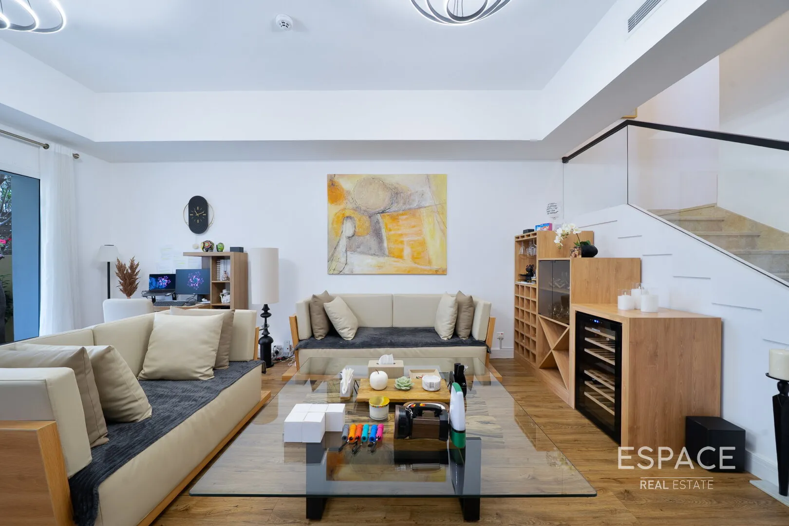 PropertiesGalleryCamera