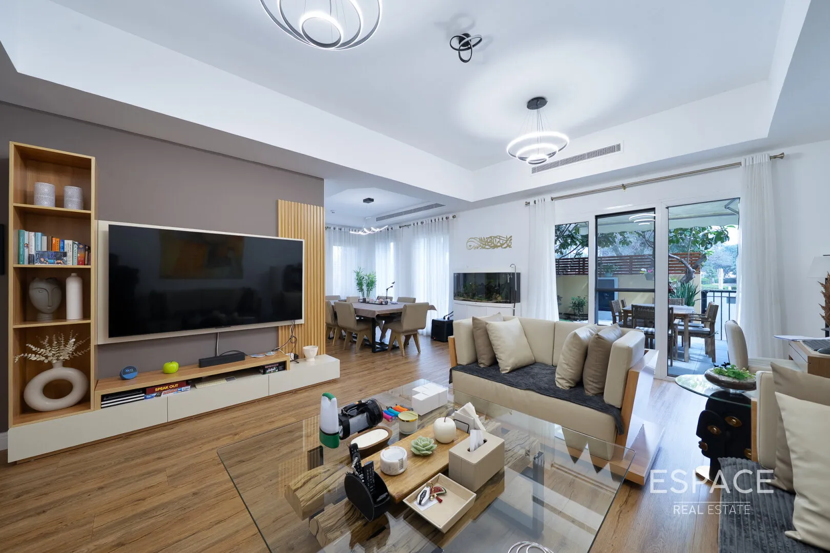 single static gallery