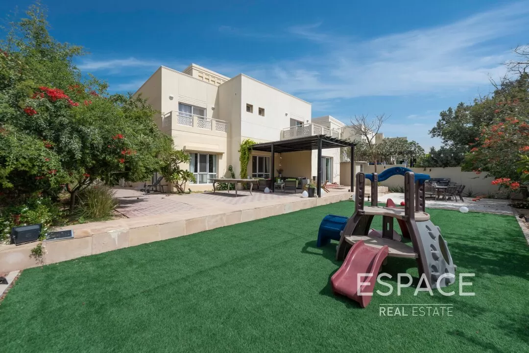 single static gallery