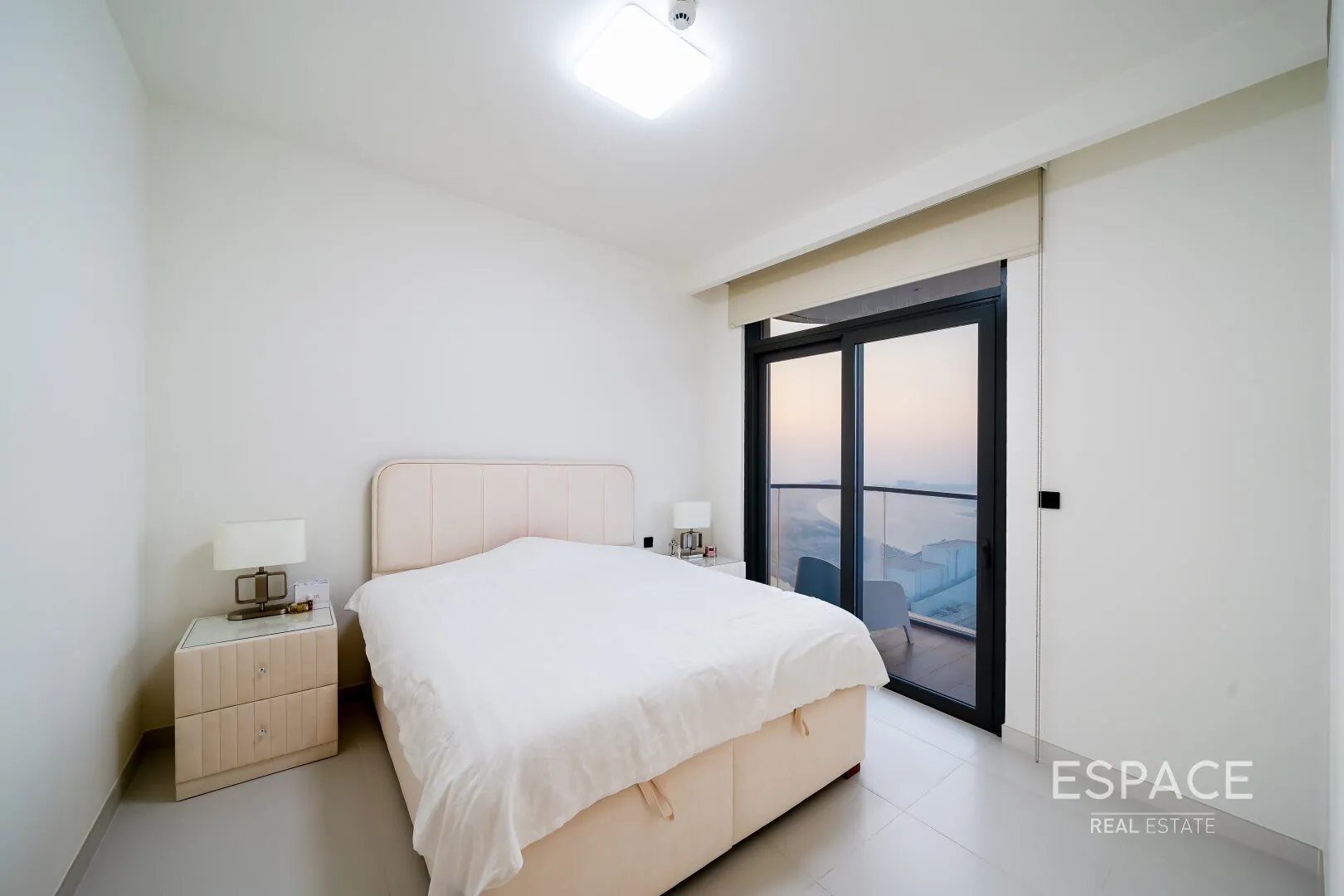 PropertiesGalleryCamera