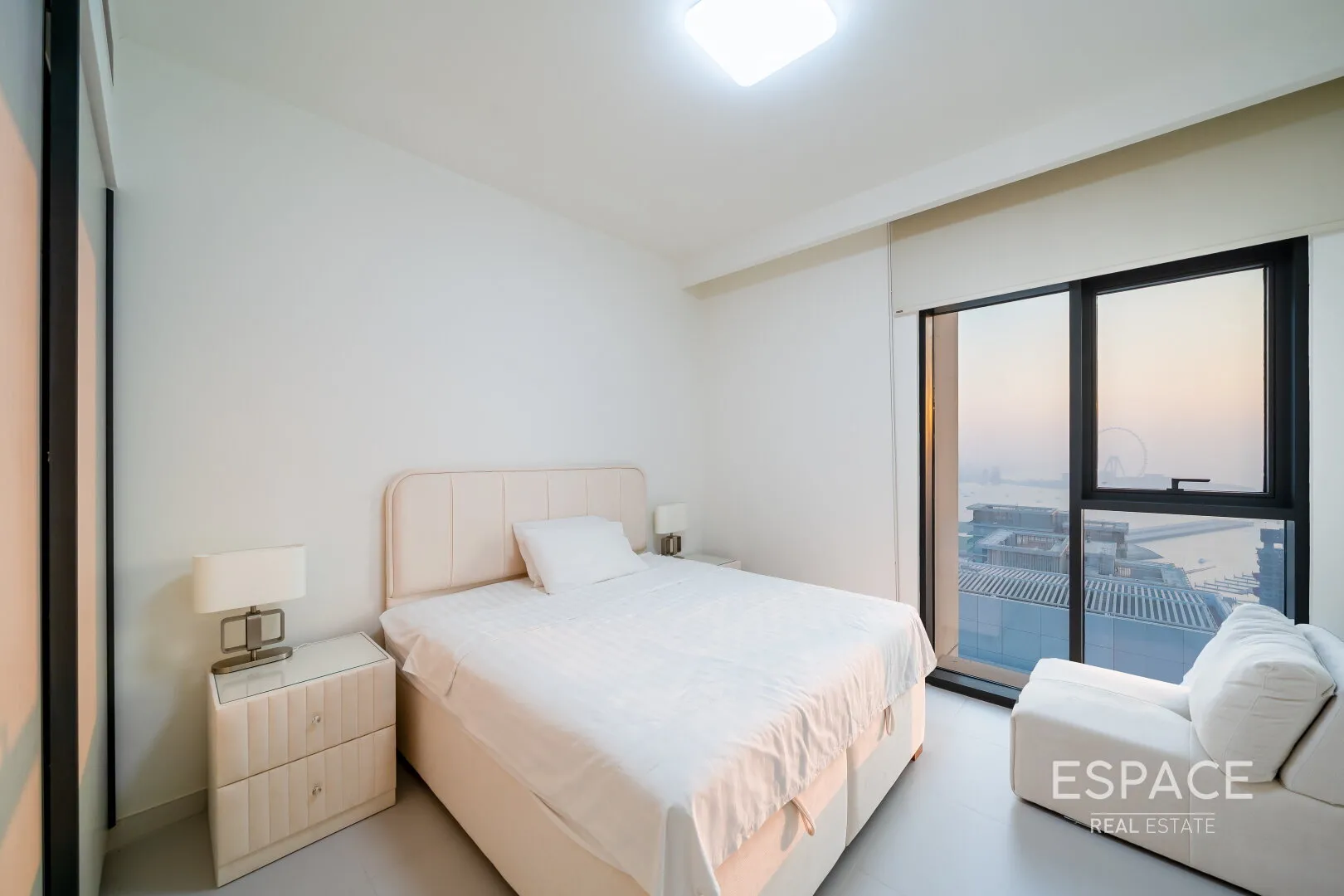 single static gallery