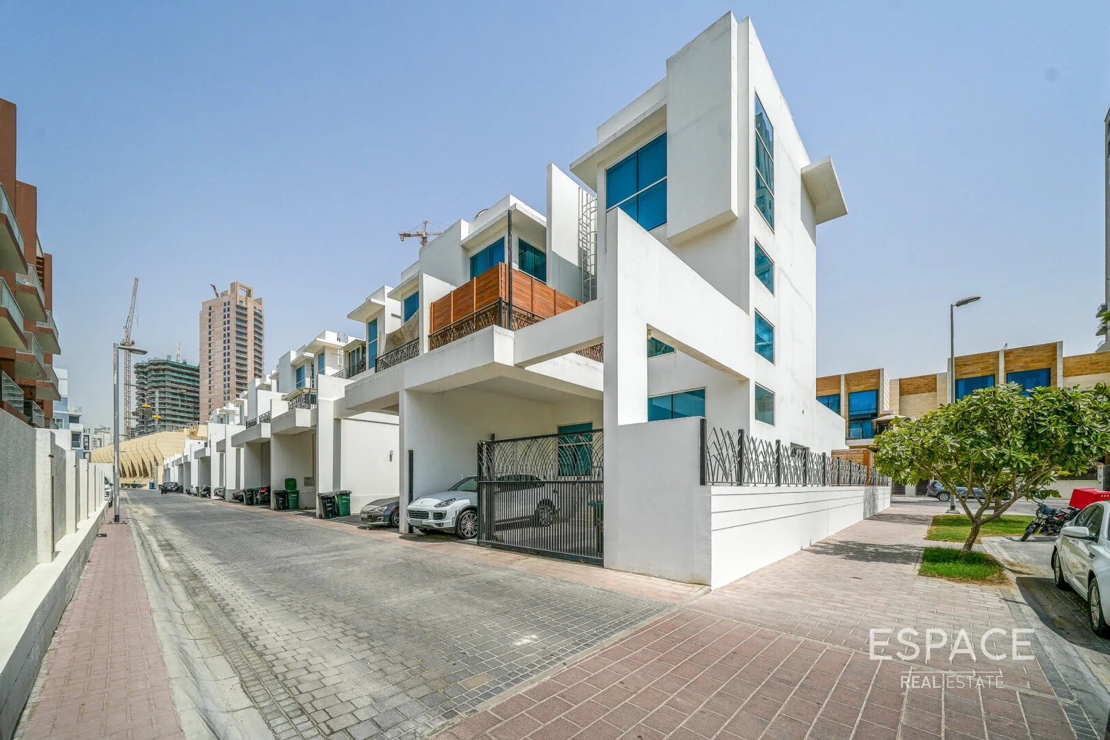PropertiesGalleryCamera