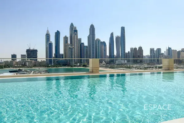 EMAAR Beach Front - Marina Vista Tower 1, Dubai Harbour, Dubai - Espace