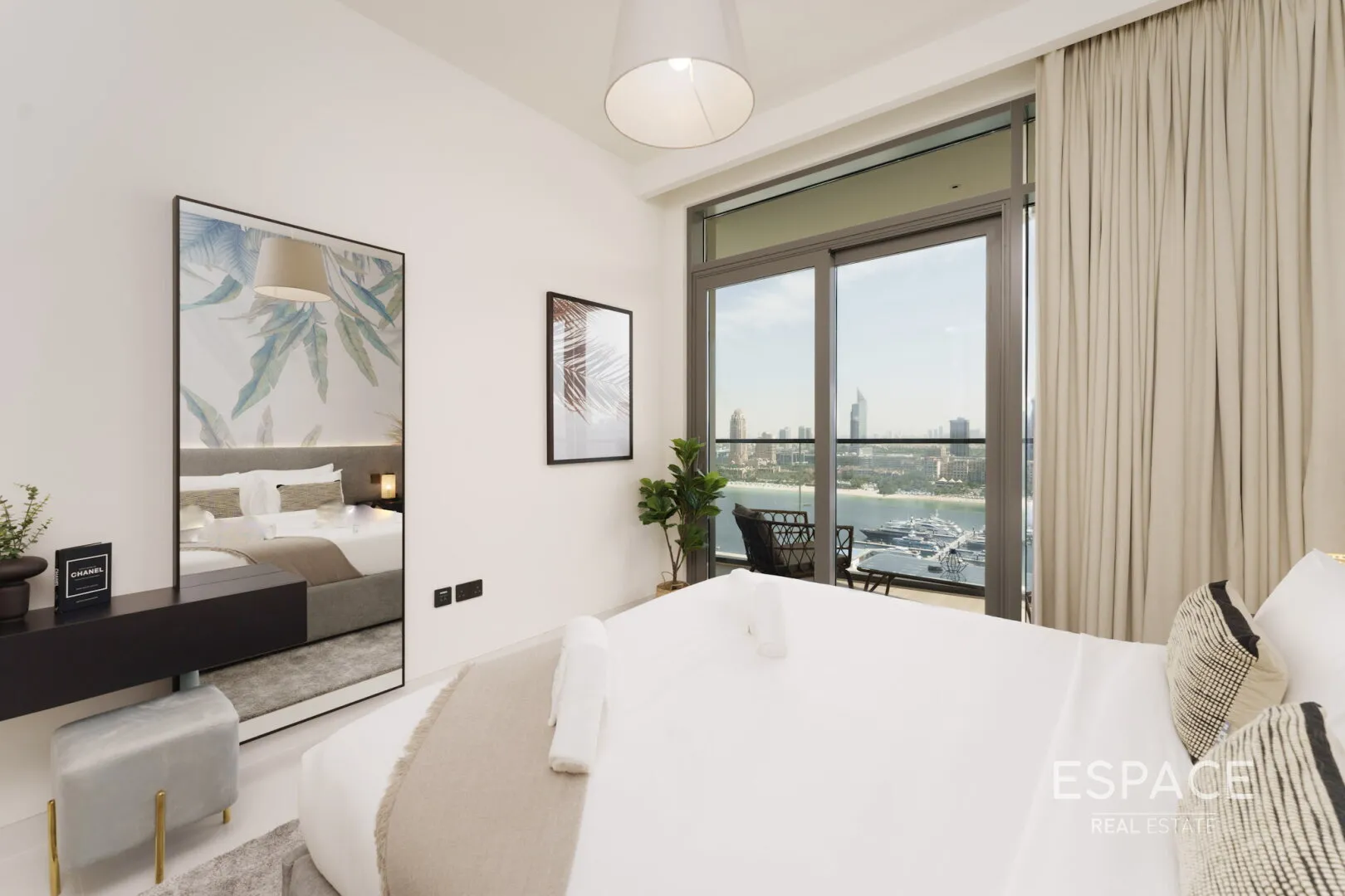 PropertiesGalleryCamera