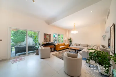 Meadows 9, Meadows, Dubai - Espace