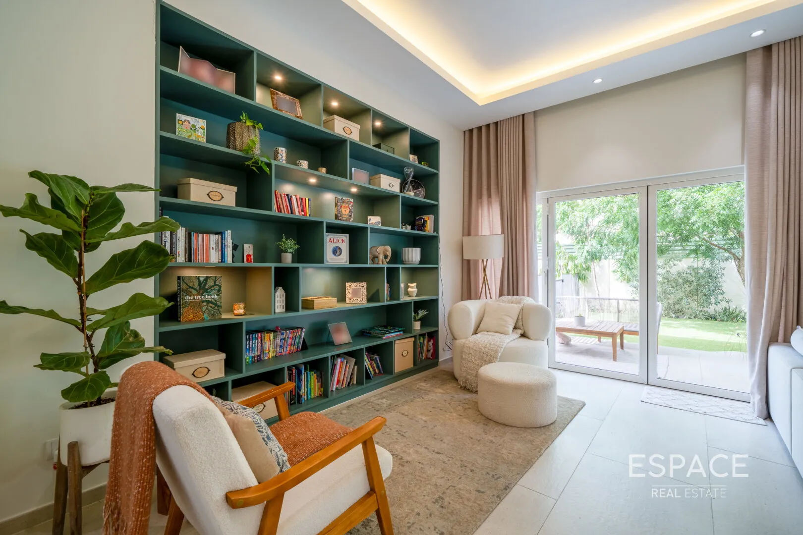 PropertiesGalleryCamera
