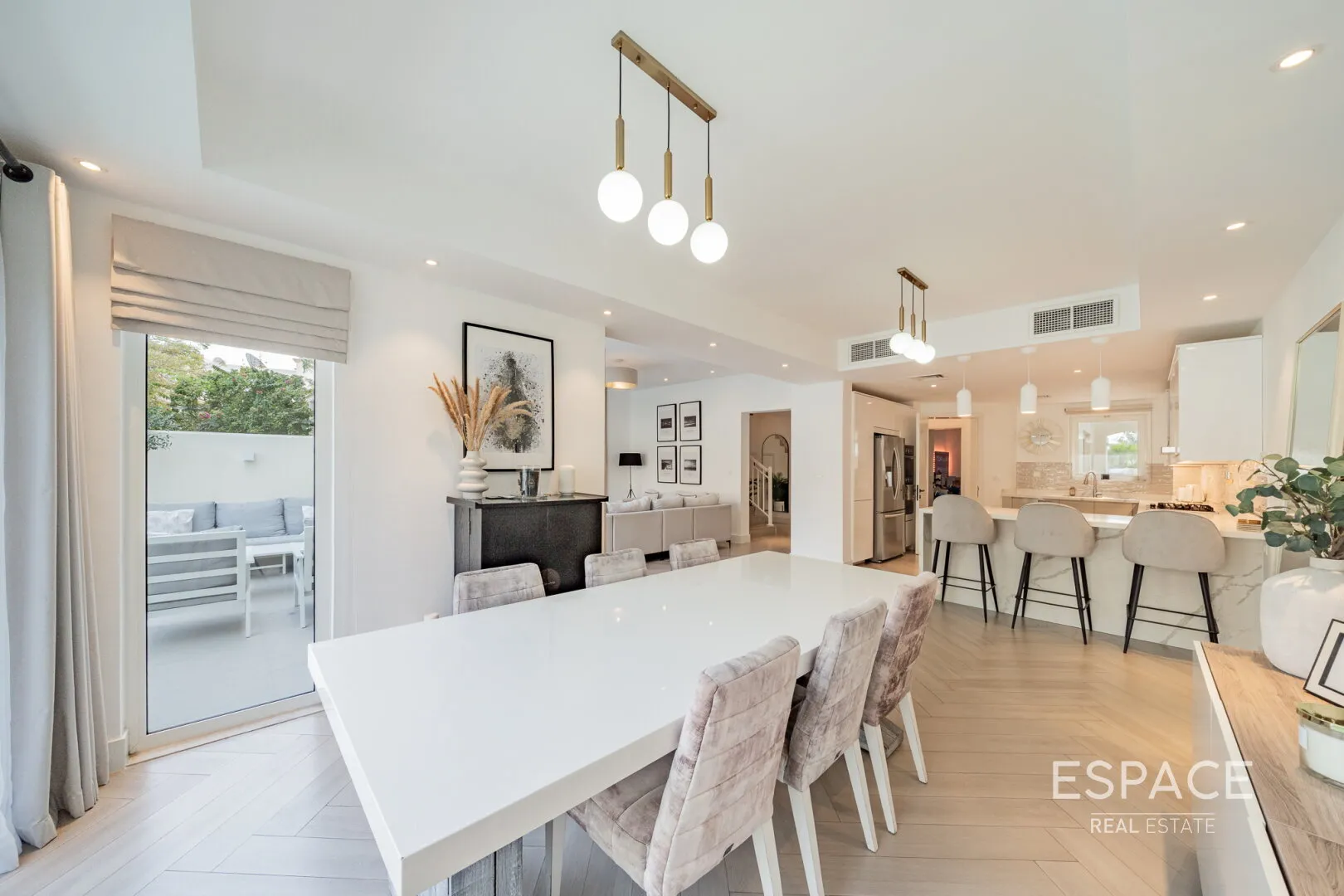 single static gallery