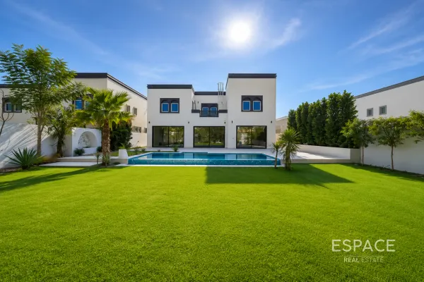 Regional, Jumeirah Park, Dubai - Espace
