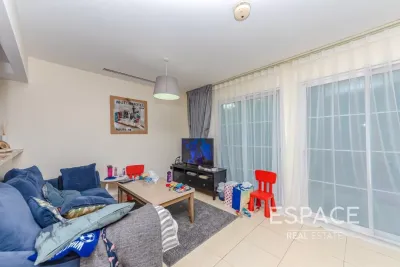 Jumeirah Village Triangle, Jumeirah Village Triangle, Dubai - Espace
