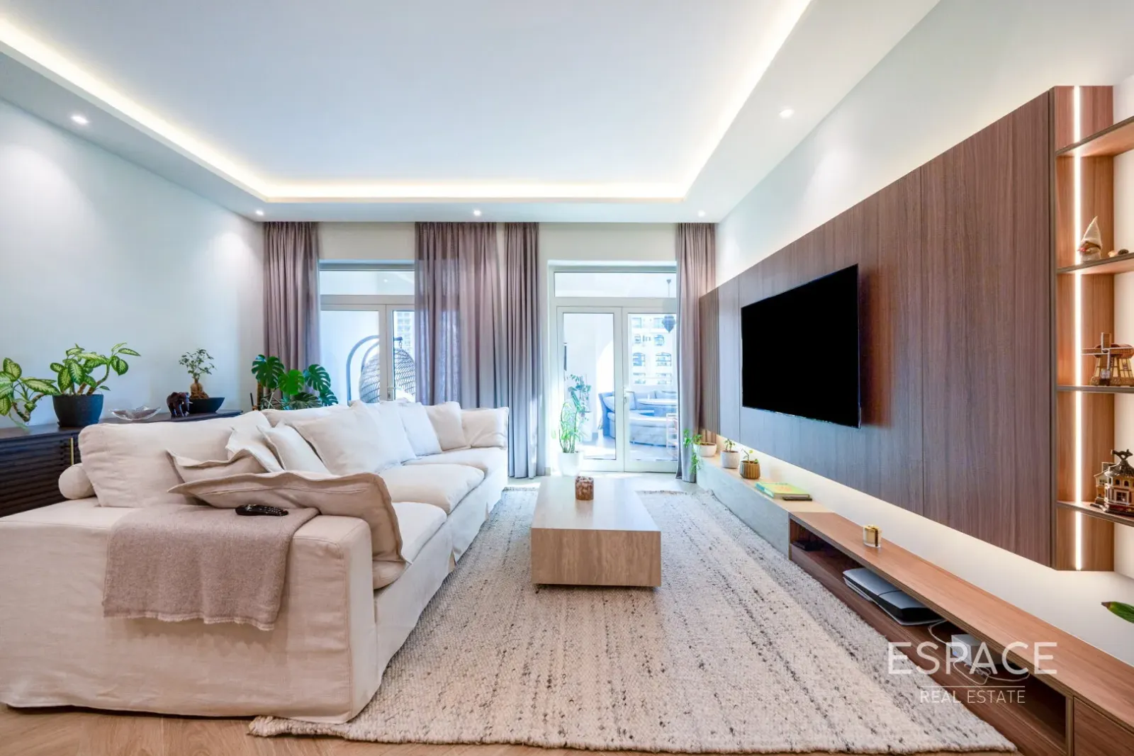 PropertiesGalleryCamera