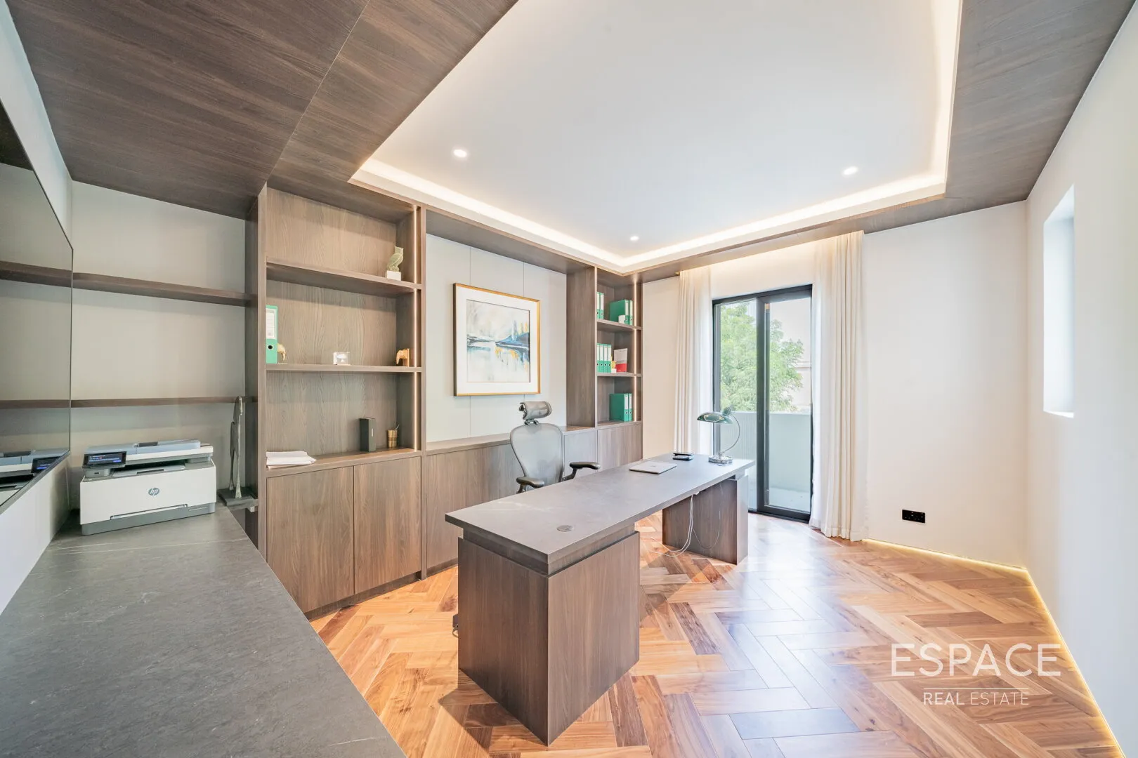 PropertiesGalleryCamera