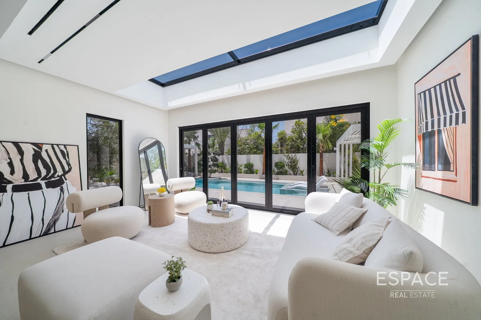 single static gallery