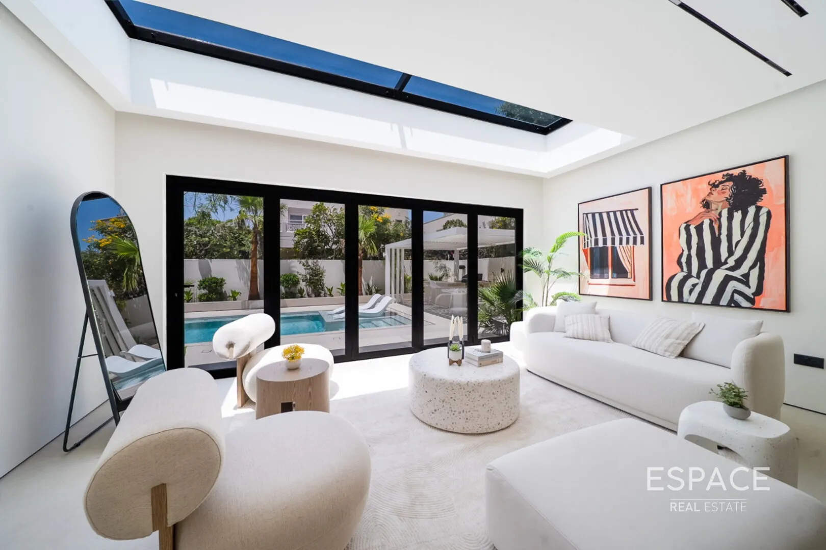 single static gallery