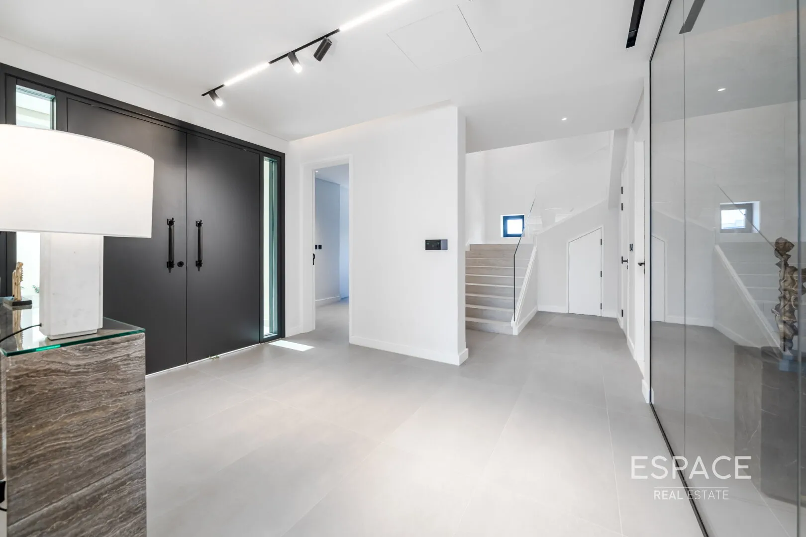 single static gallery