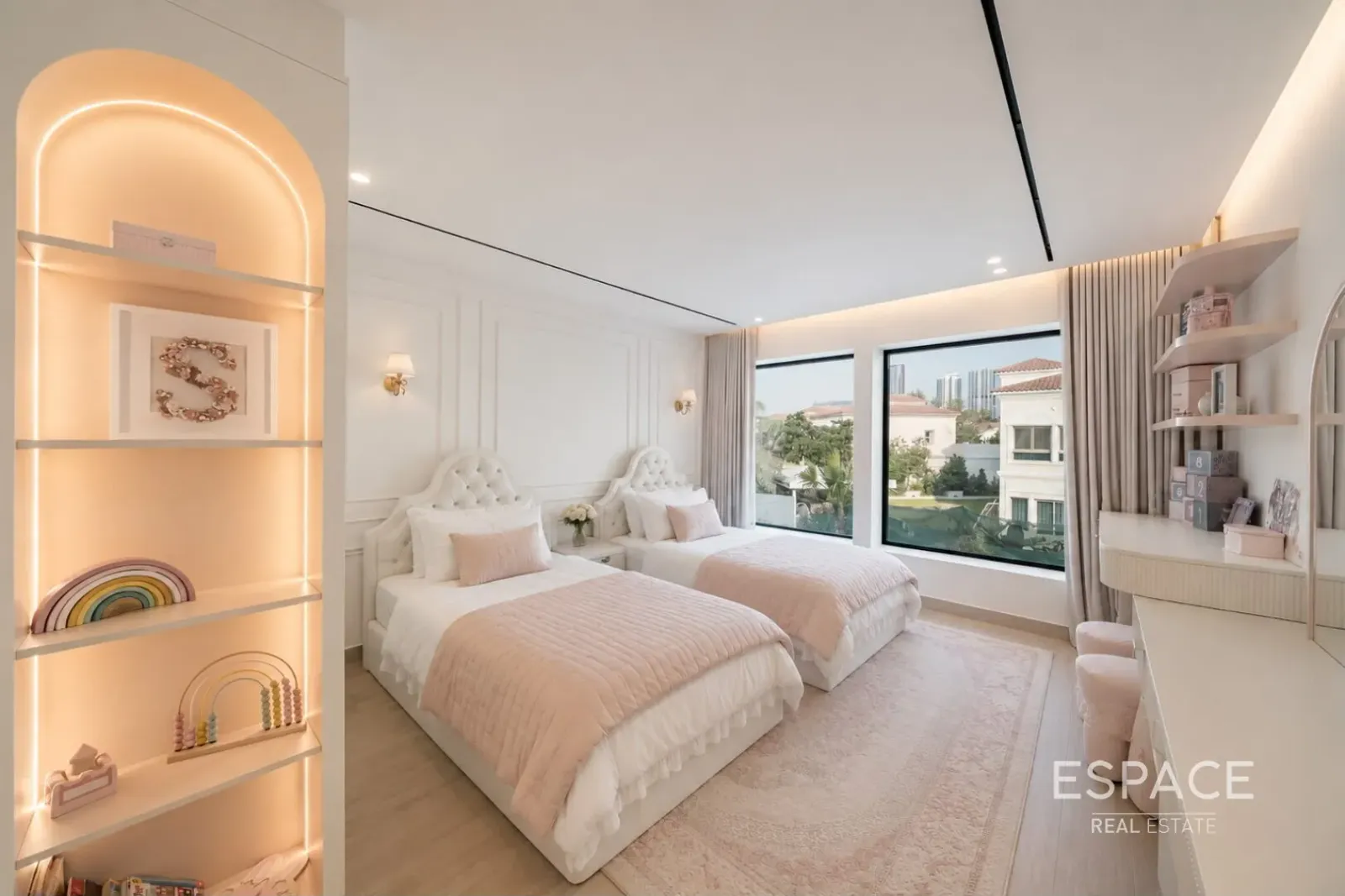 PropertiesGalleryCamera