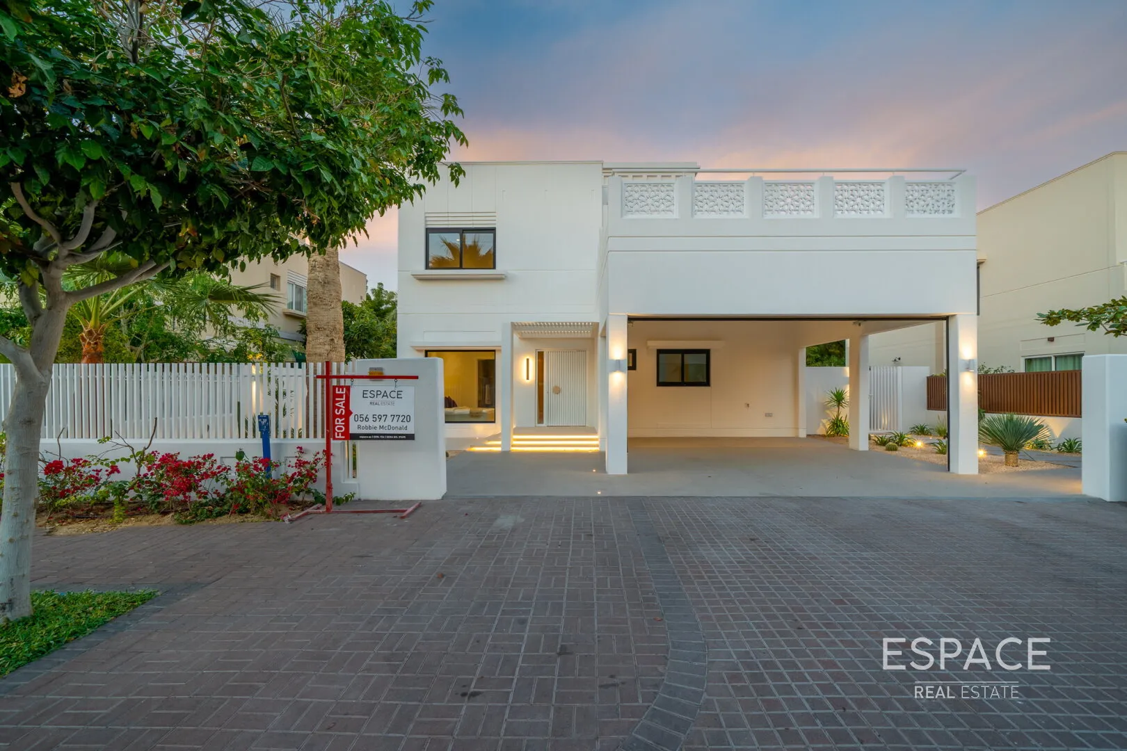 PropertiesGalleryCamera