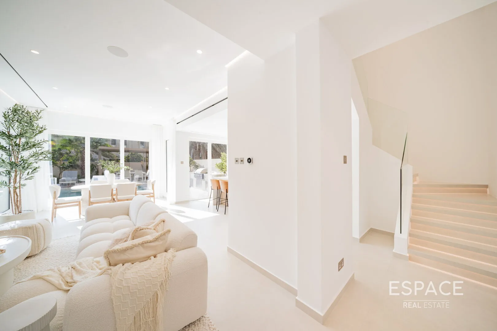 single static gallery