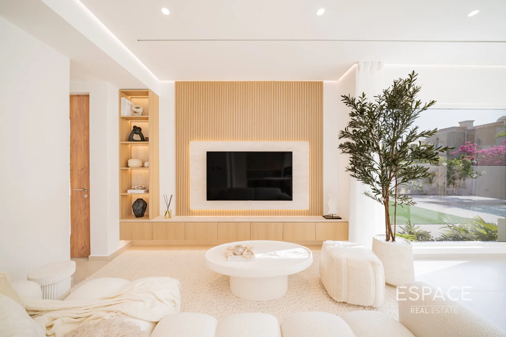 single static gallery