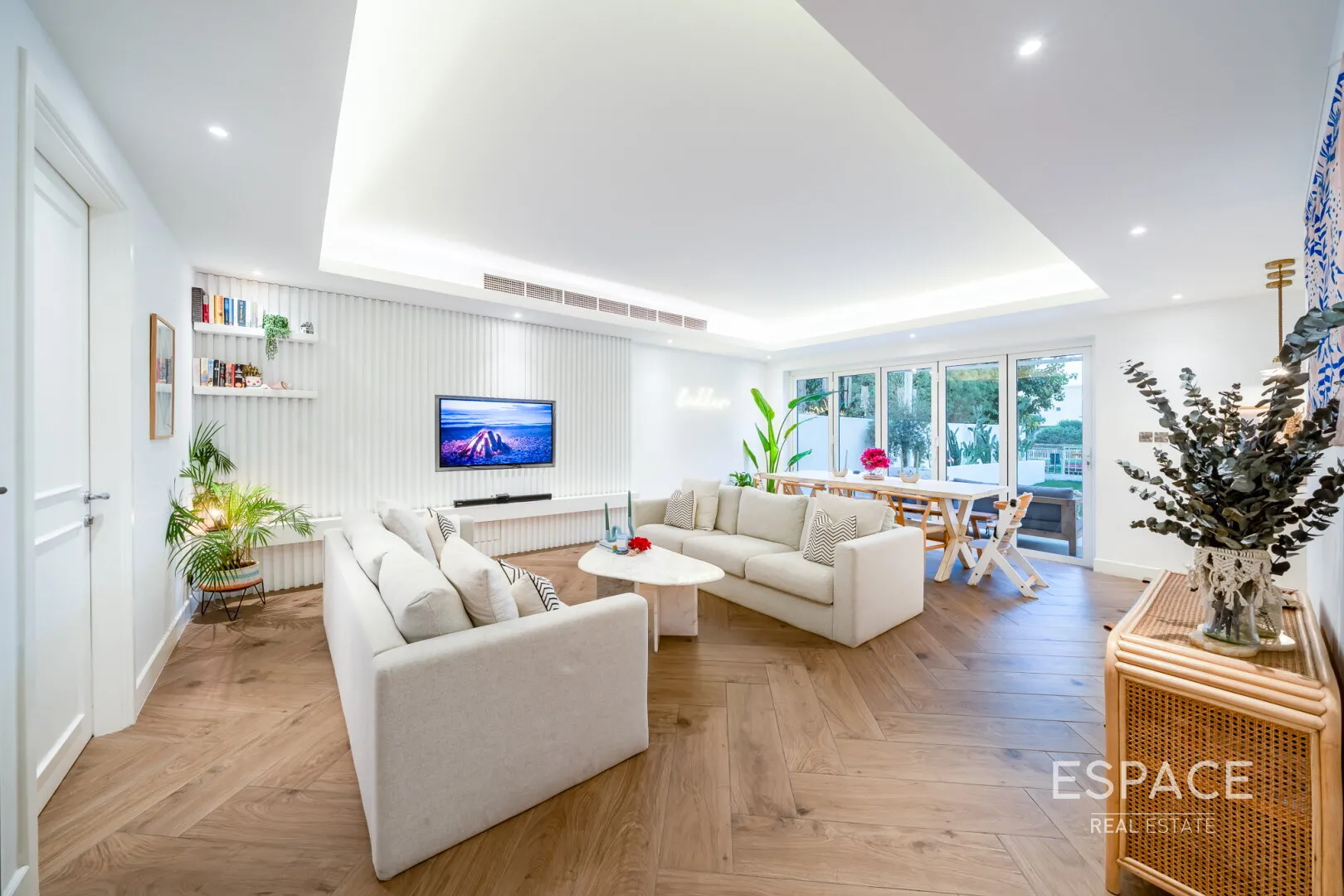 single static gallery