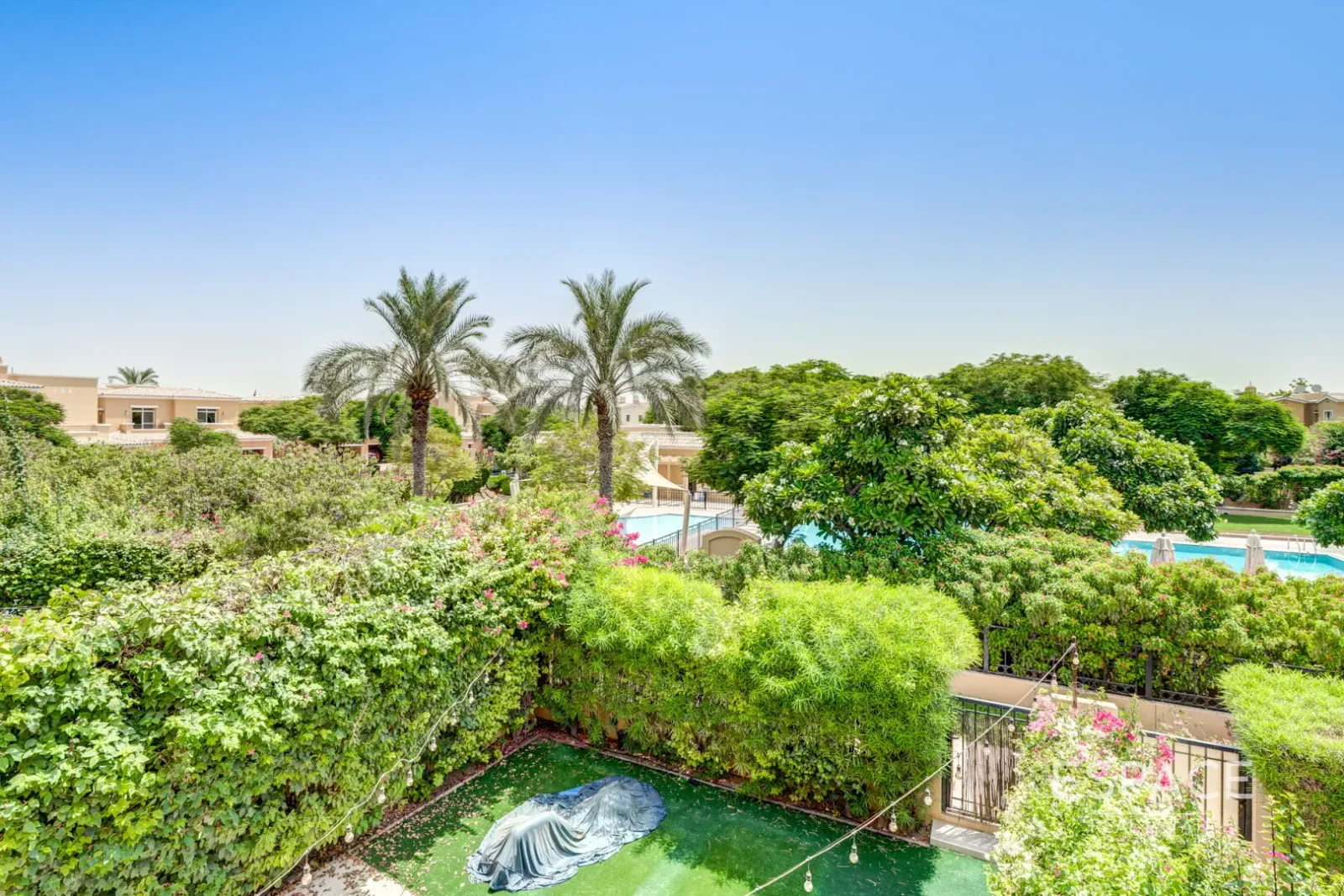 PropertiesGalleryCamera