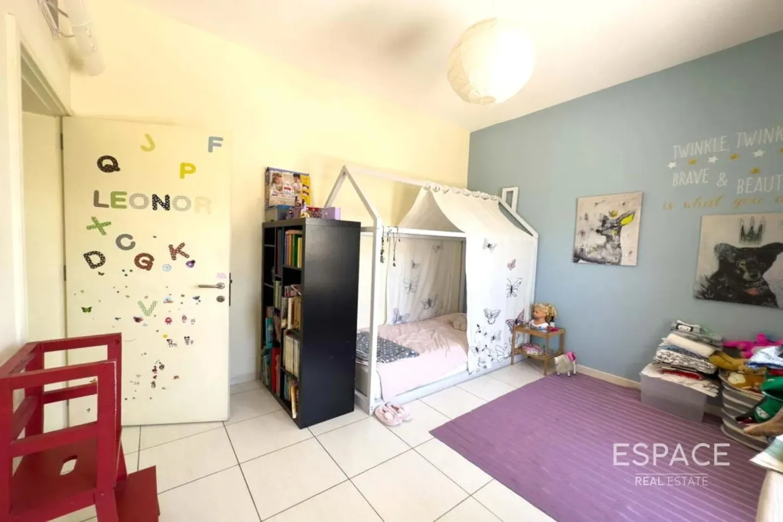 PropertiesGalleryCamera