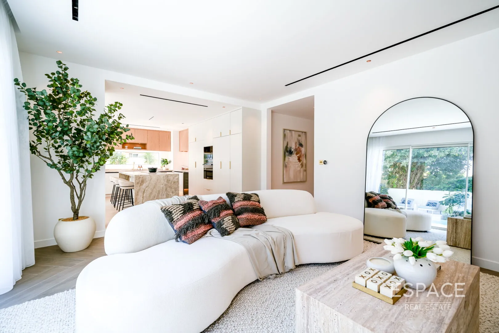 single static gallery