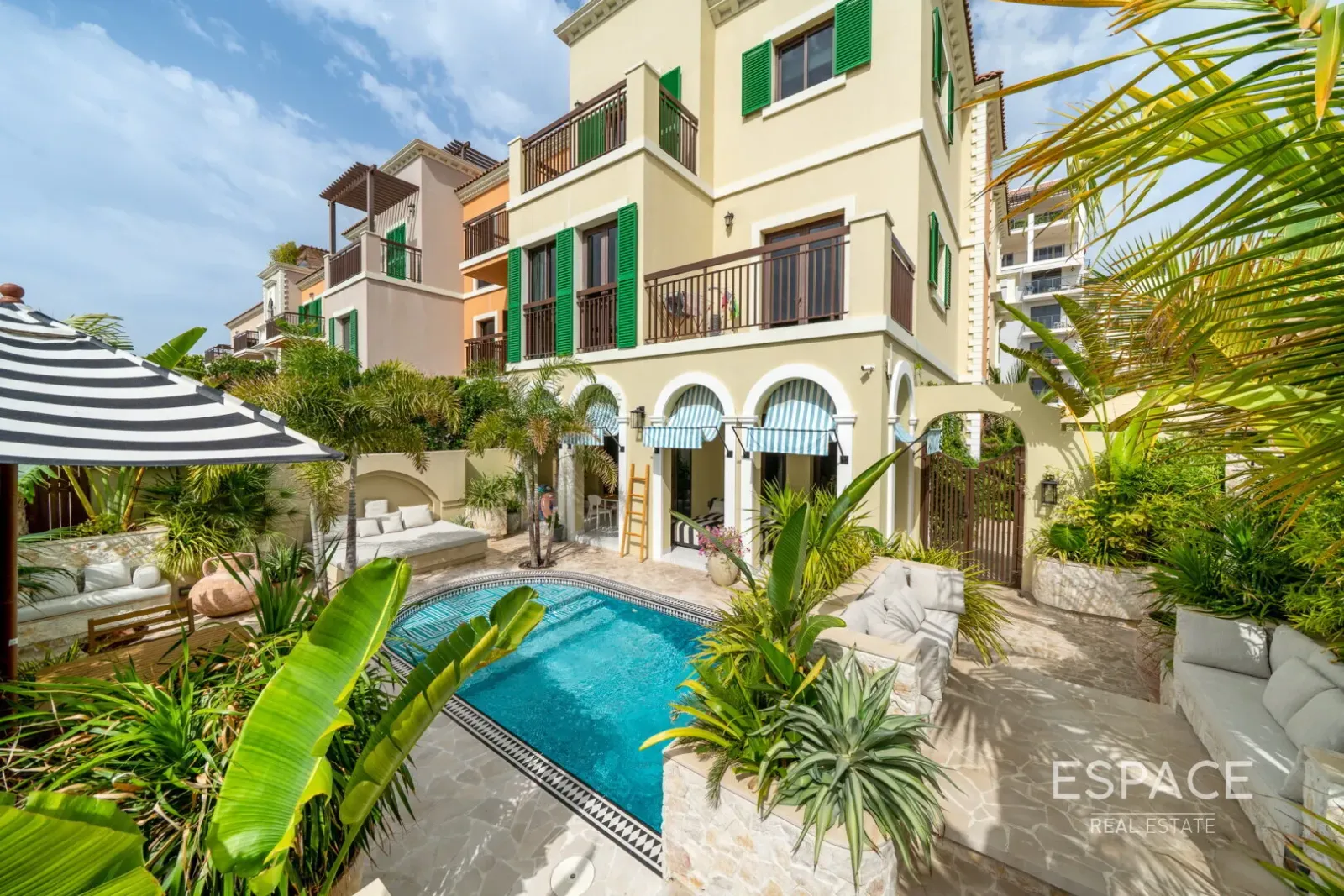 PropertiesGalleryCamera