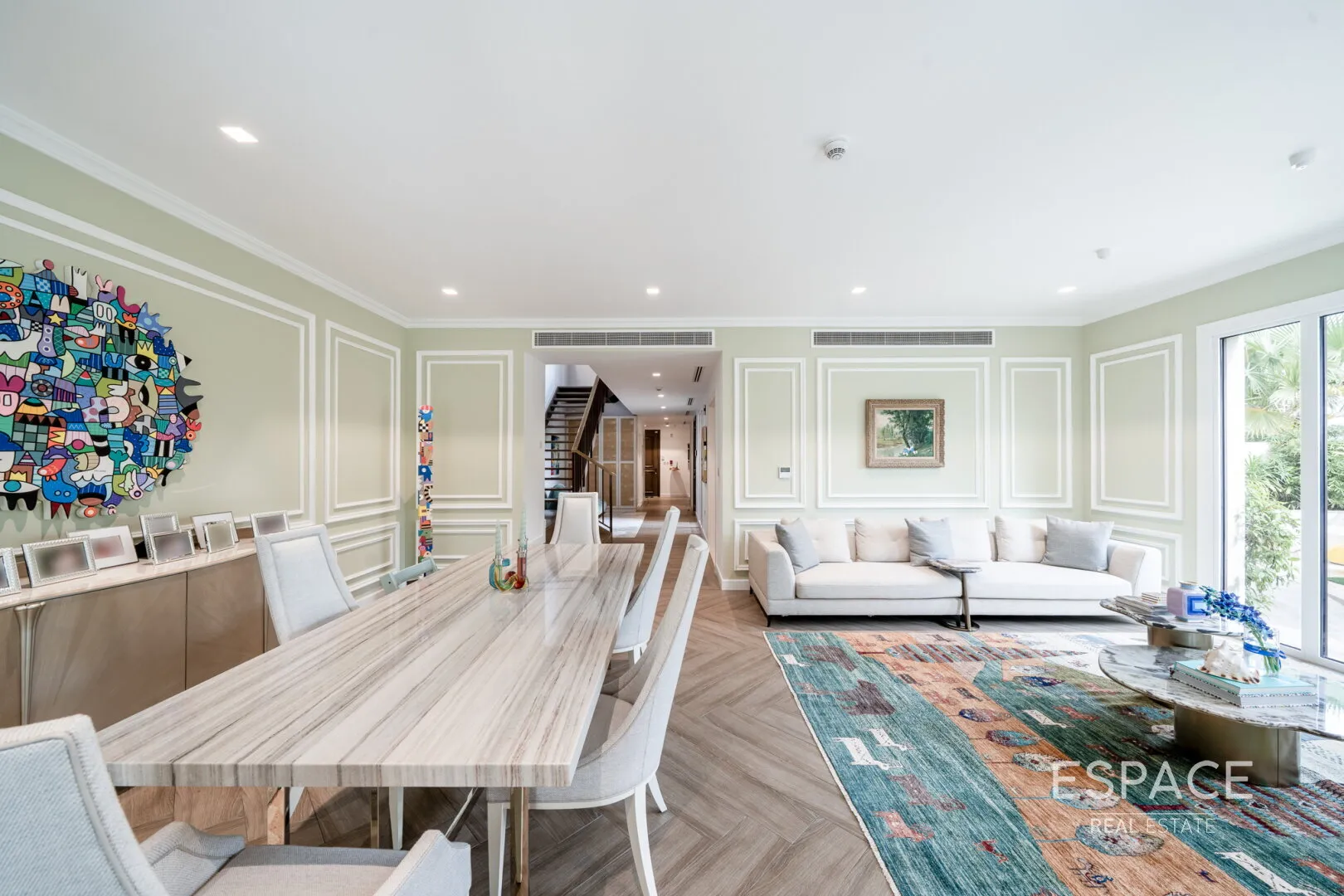 single static gallery