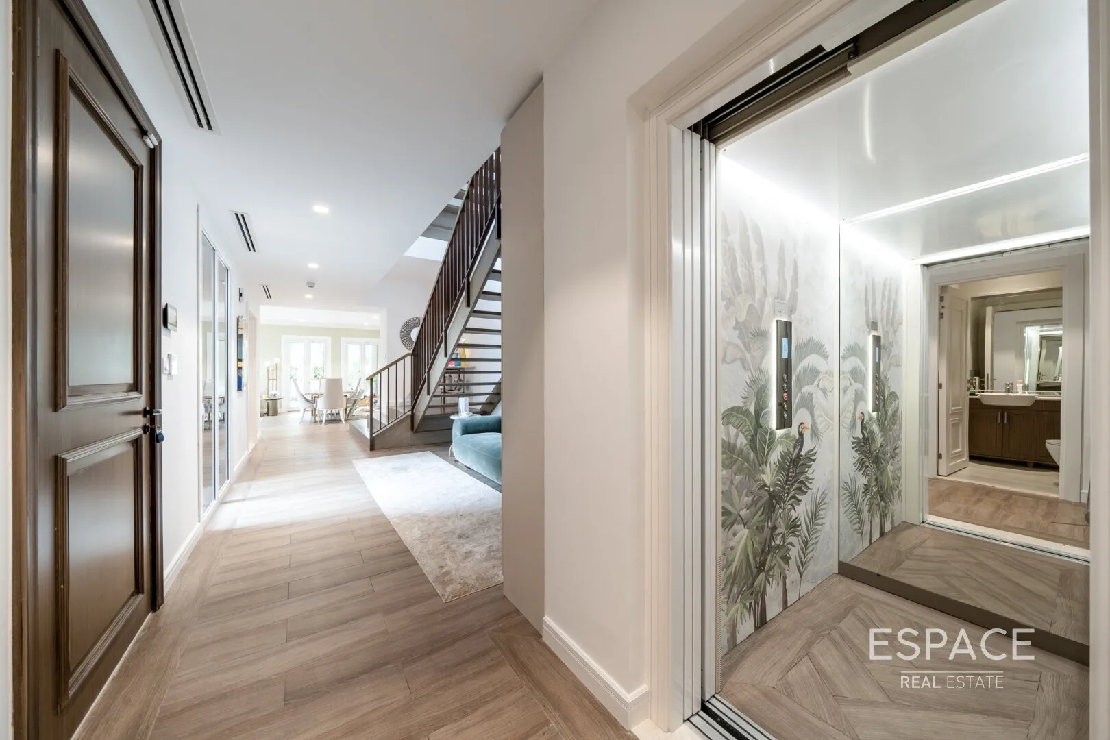 PropertiesGalleryCamera