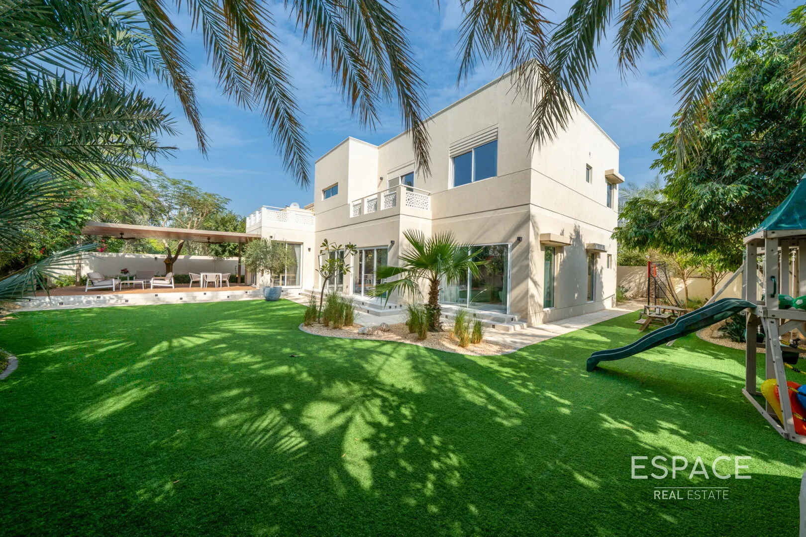 single static gallery