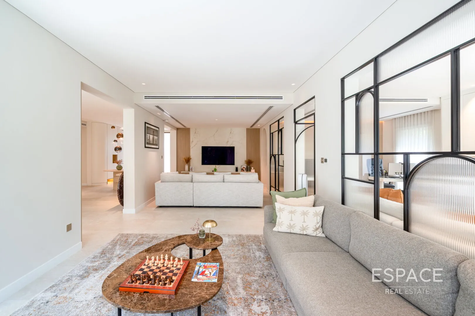 single static gallery