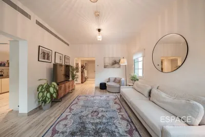 Jumeirah Village Triangle, Jumeirah Village Triangle, Dubai - Espace
