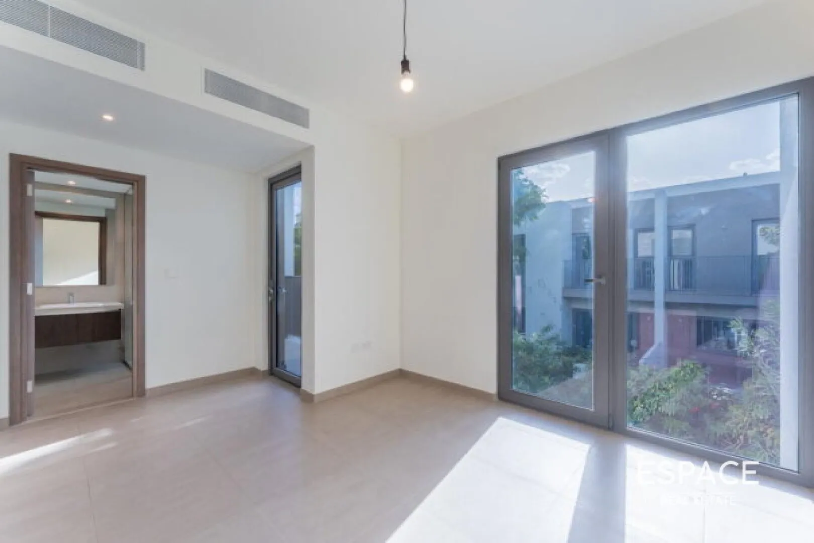 single static gallery