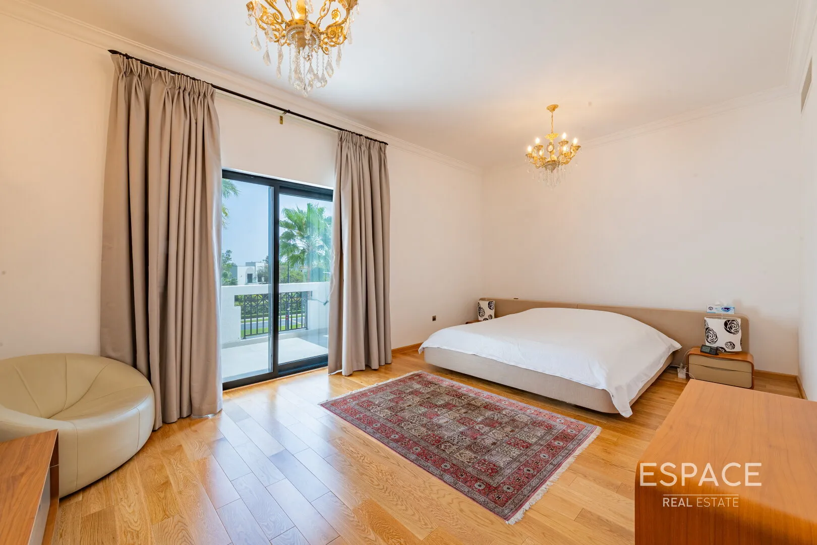 PropertiesGalleryCamera