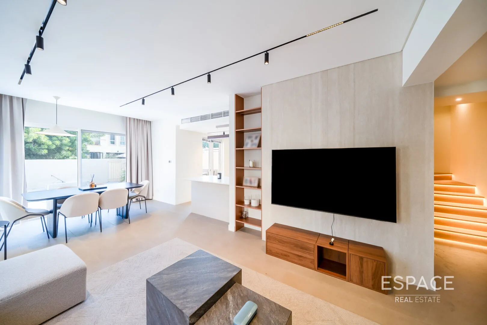 single static gallery