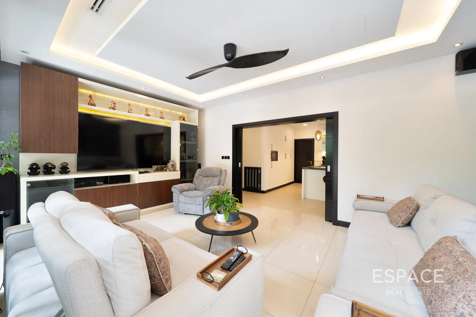 single static gallery