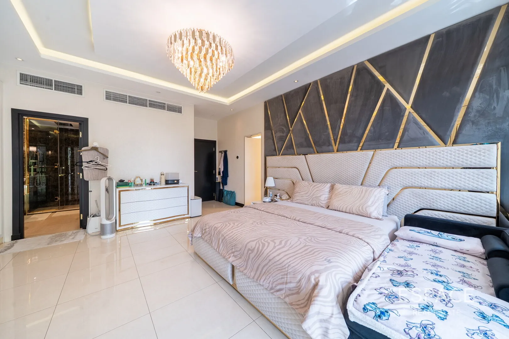 PropertiesGalleryCamera