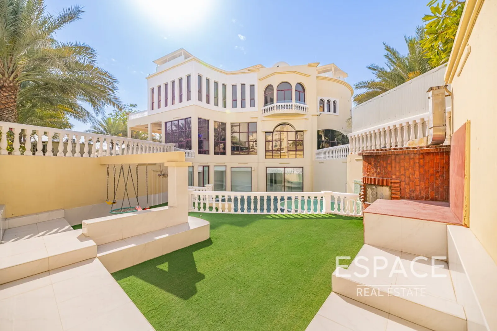 PropertiesGalleryCamera