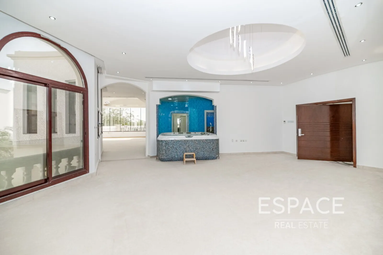 PropertiesGalleryCamera