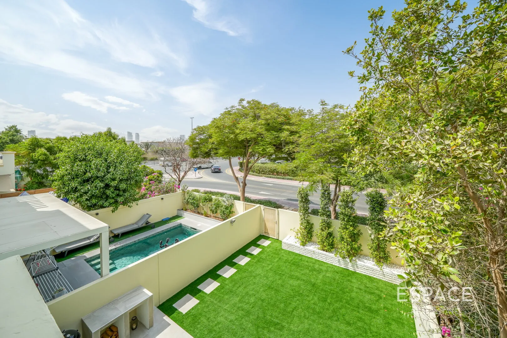 PropertiesGalleryCamera