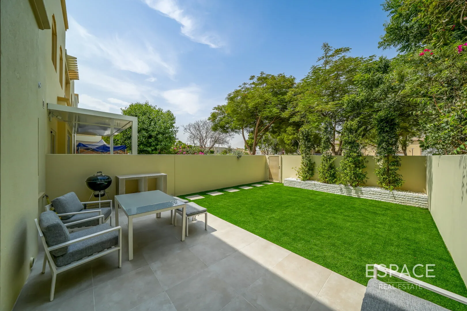 PropertiesGalleryCamera