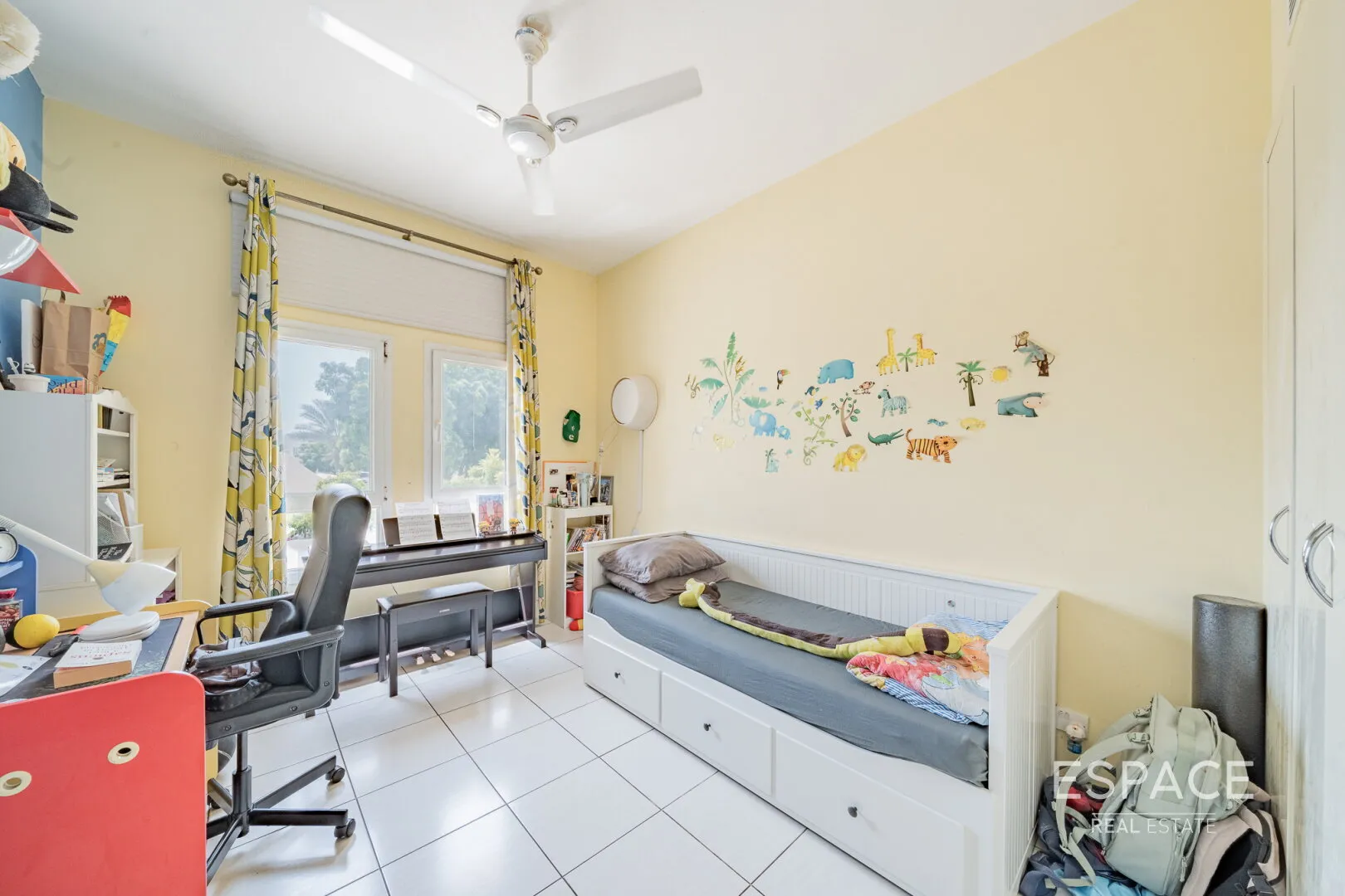 PropertiesGalleryCamera