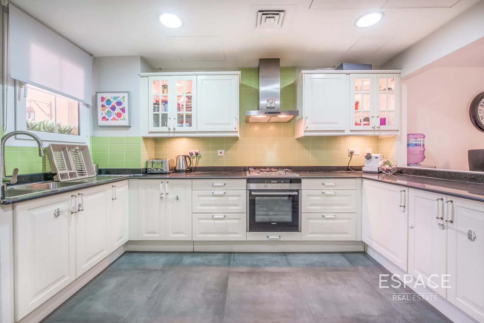 single static gallery