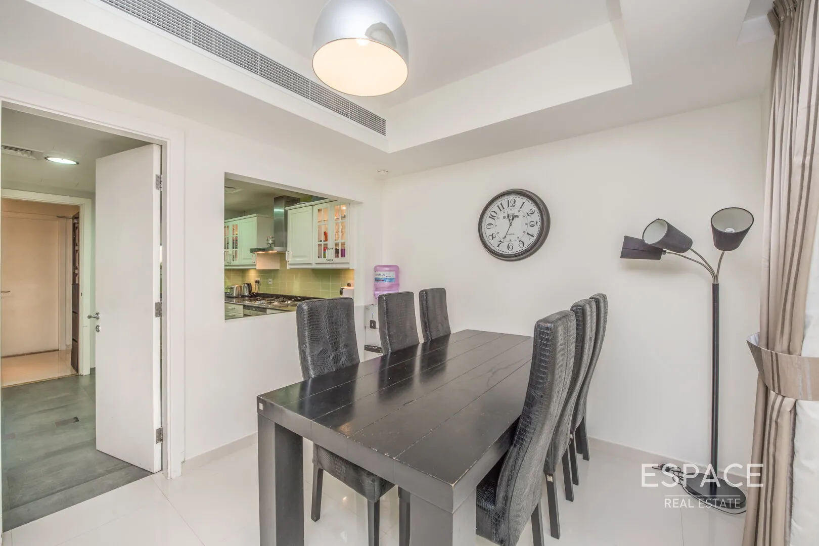 single static gallery