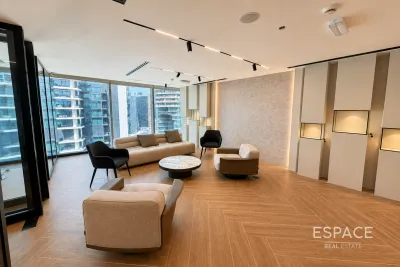 The Binary Tower, Business Bay, Dubai - Espace