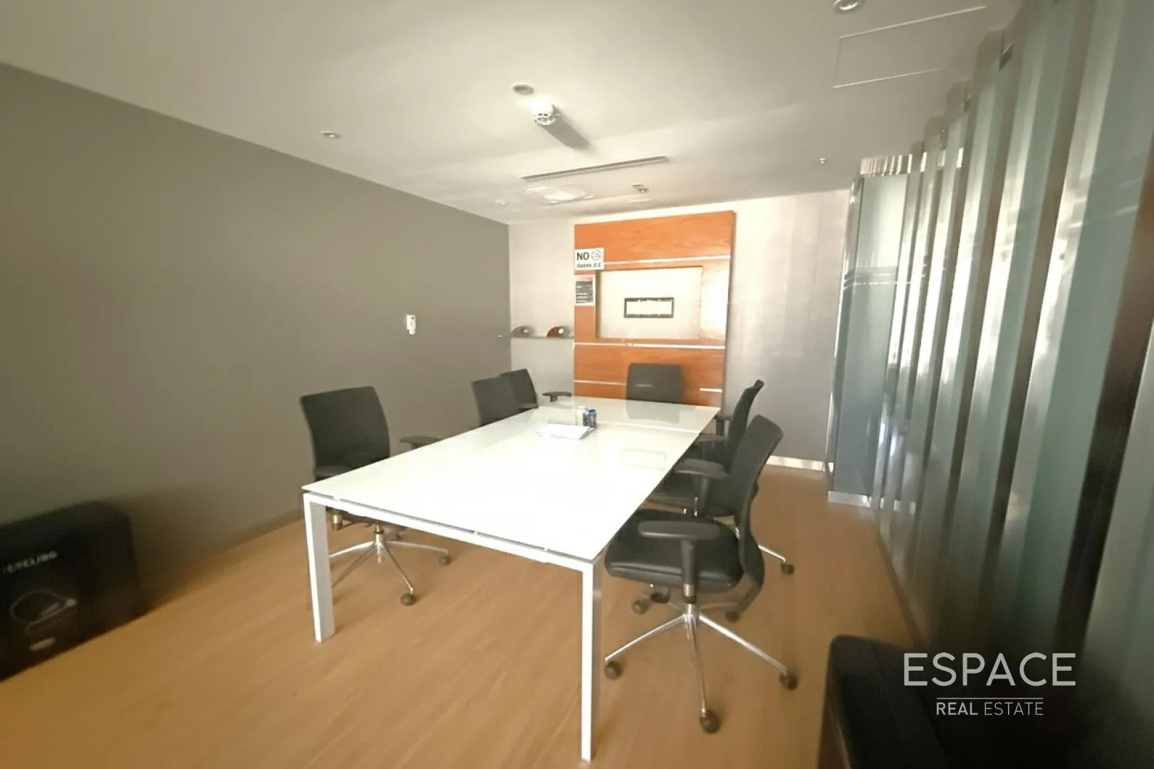 single static gallery